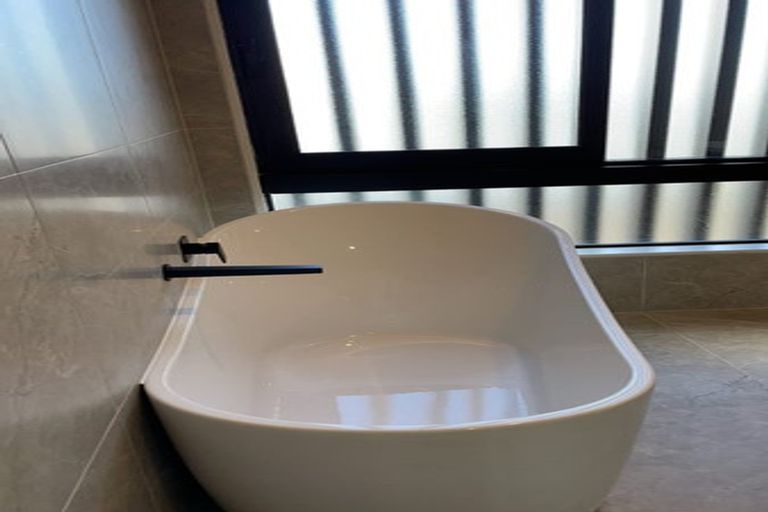 Photo of property in 5b Lomond Street, Takapuna, Auckland, 0622
