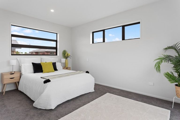 Photo of property in 7 Grey View Grove, Rangiora, 7400