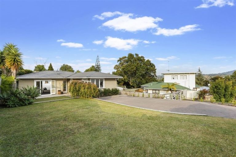 Photo of property in 10a Matama Road, Glen Eden, Auckland, 0602