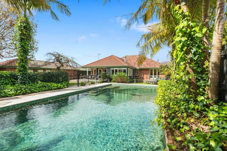 Photo of property in 221 Grange Road, Otumoetai, Tauranga, 3110