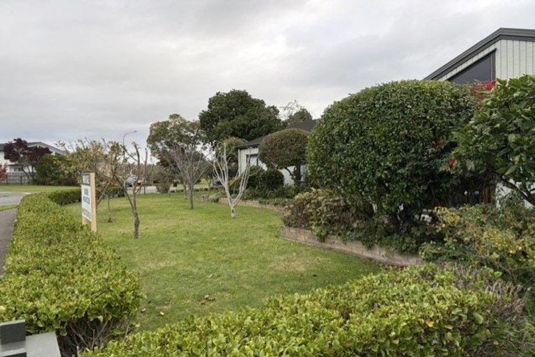 Photo of property in 6 Donegal Crescent, Tamatea, Napier, 4112