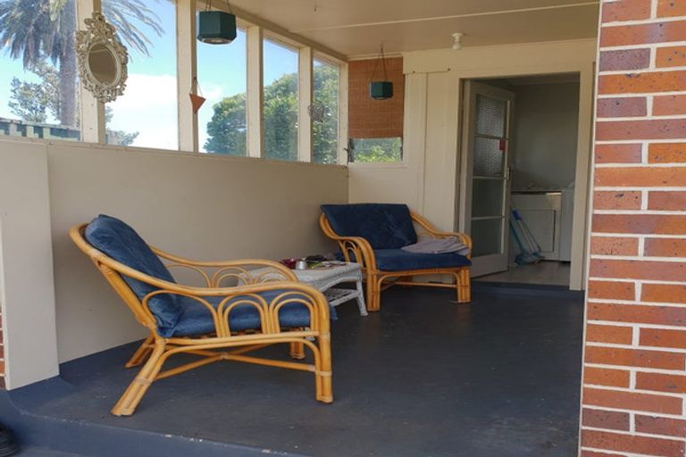 Photo of property in 3 View Road, Waiuku, 2123