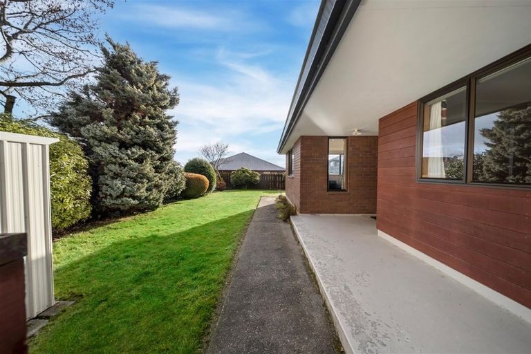 Photo of property in 46 Meadowstone Drive, Wanaka, 9305
