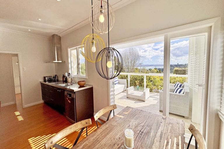 Photo of property in 43 Balmain Road, Birkenhead, Auckland, 0626