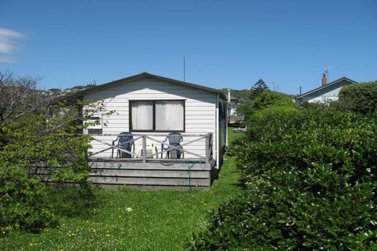 Photo of property in 1/26 Park Avenue, Titahi Bay, Porirua, 5022