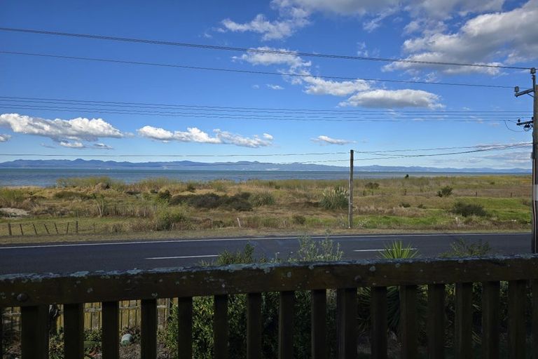 Photo of property in 1251 East Coast Road, Whakatiwai, Miranda, 2473
