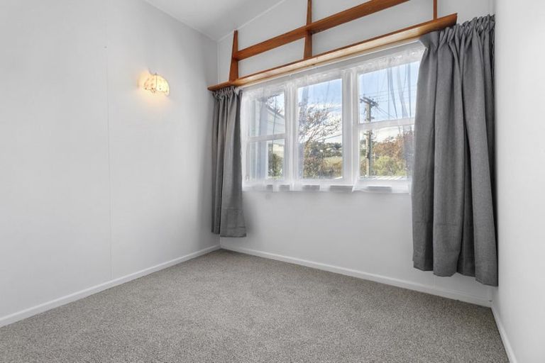 Photo of property in 90 Eden Street, Island Bay, Wellington, 6023