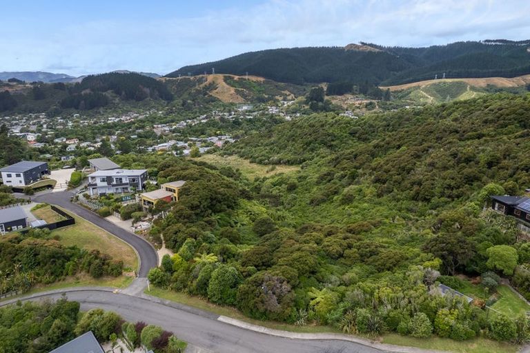 Photo of property in 2 Ocean Vista Lane, Paraparaumu, 5032