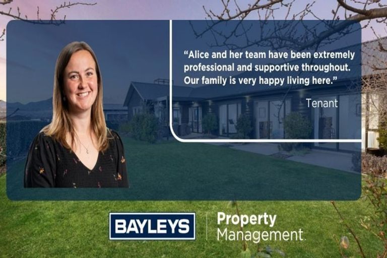 Photo of property in 5 Matakanui Lane, Wanaka, 9305