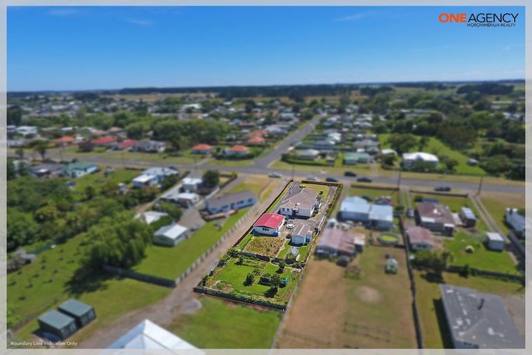 Photo of property in 58 Avenue Road, Foxton, 4814