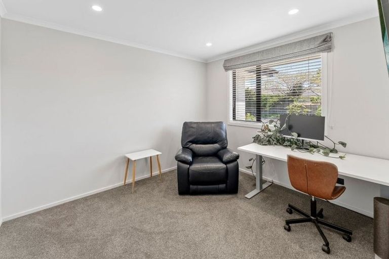 Photo of property in 6 George Fyfe Way, Wakefield, 7025