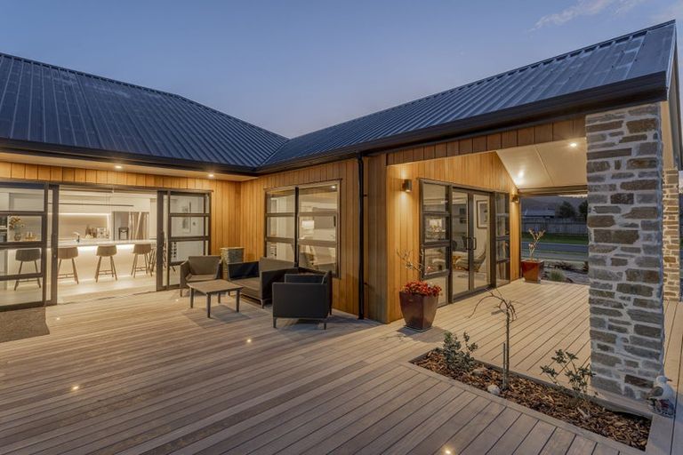 Photo of property in 259 Kupe Drive, Whitianga, 3510