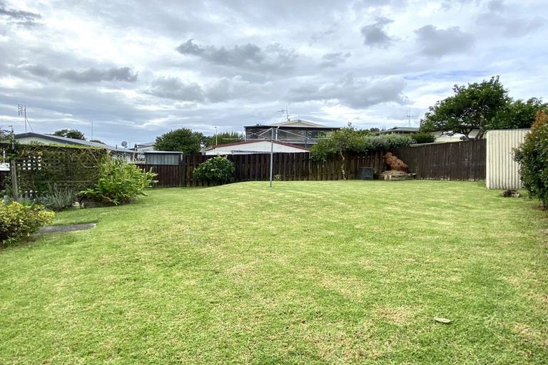 Photo of property in 1 Langstone Street, Welcome Bay, Tauranga, 3112