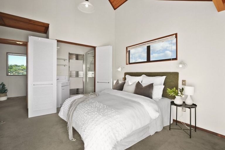 Photo of property in 46 Corinna Street, Welcome Bay, Tauranga, 3112