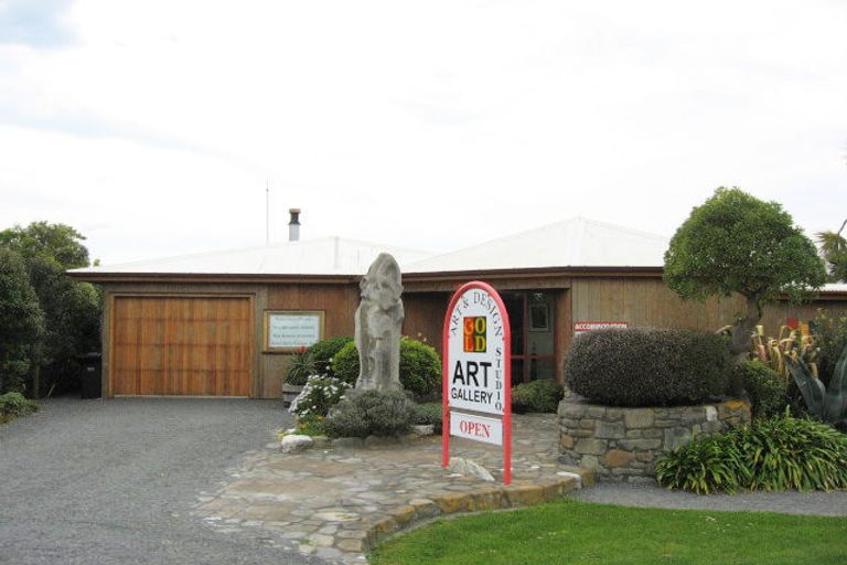 Photo of property in 123-125 Scarborough Street, Kaikoura, 7300