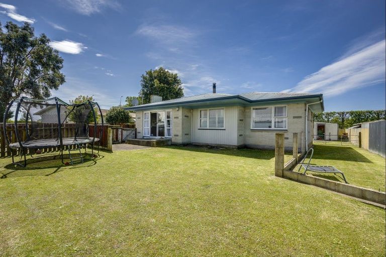 Photo of property in 88 Folkestone Drive, Flaxmere, Hastings, 4120