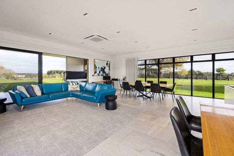 Photo of property in 17 Piriti Lane, Horsham Downs, Hamilton, 3281
