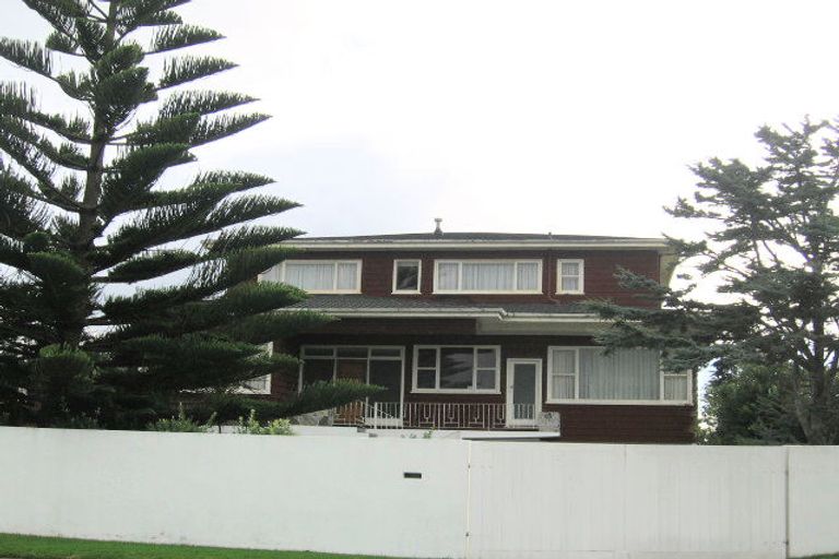 Photo of property in 167 Manly Street, Paraparaumu Beach, Paraparaumu, 5032