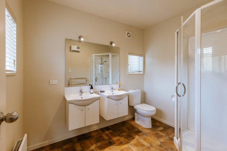 Photo of property in 3 Beech Street, Wanaka, 9305