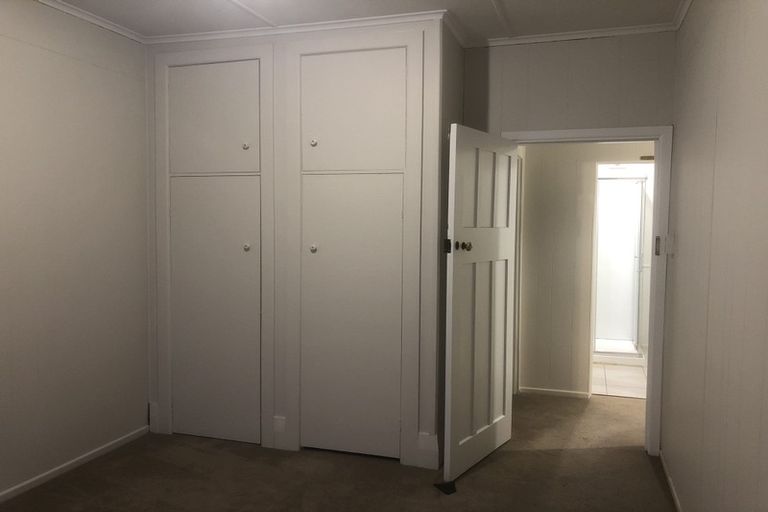 Photo of property in 56 Old Wairoa Road, Papakura, 2110