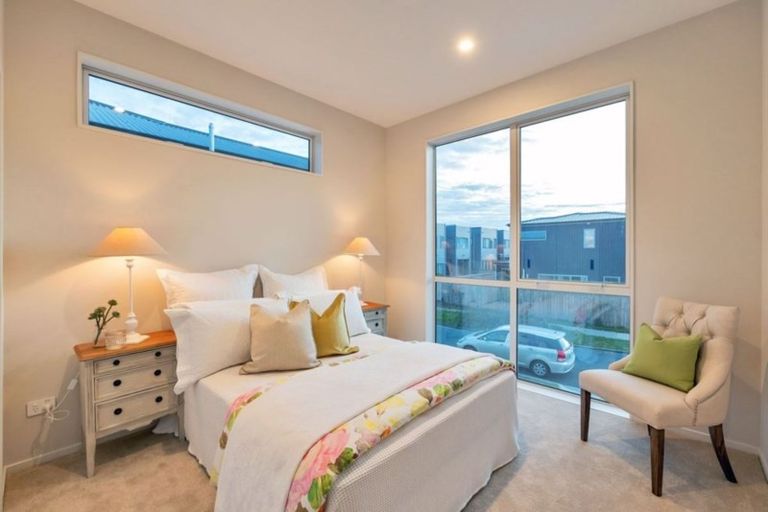 Photo of property in 47 Lockheed Street, Hobsonville, Auckland, 0618