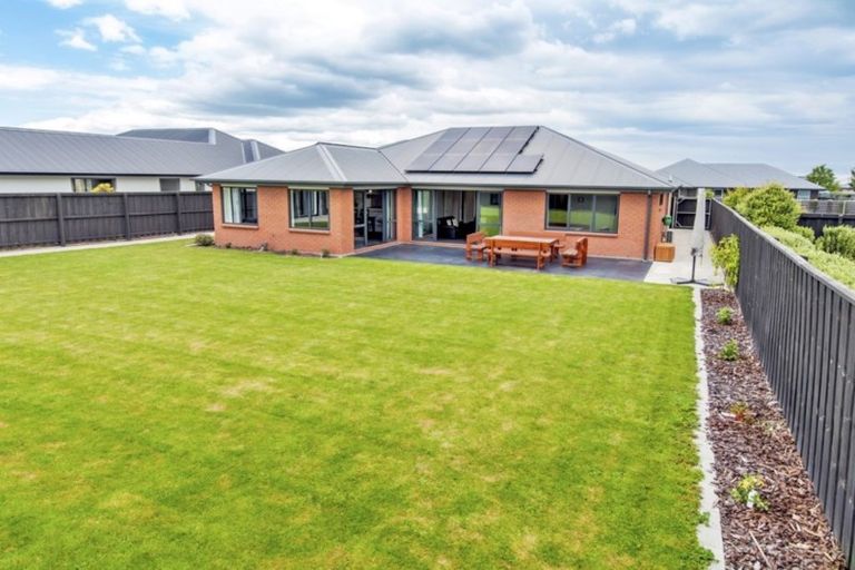 Photo of property in 3 Broomleigh Drive, Rolleston, 7615