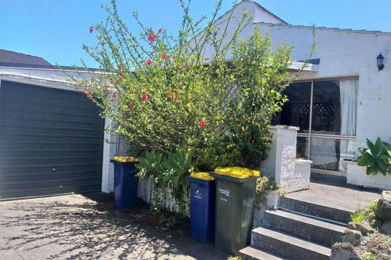 Photo of property in 4/1 Akehurst Avenue, New Lynn, Auckland, 0600
