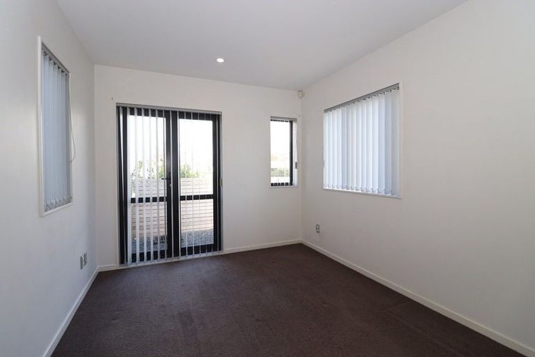 Photo of property in 73 Tribute Loop, Takanini, 2112
