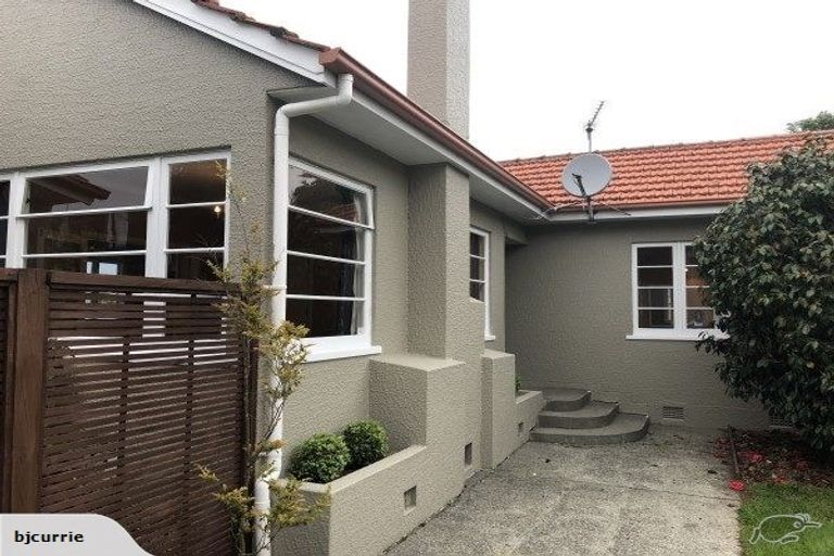 Photo of property in 299 Fitzherbert Avenue, West End, Palmerston North, 4410