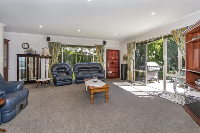 Photo of property in 1 Andybrae Lane, Saint Martins, Christchurch, 8022