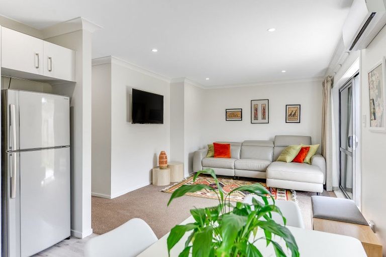 Photo of property in 33u2 Cowley Drive, Temple View, Hamilton, 3218