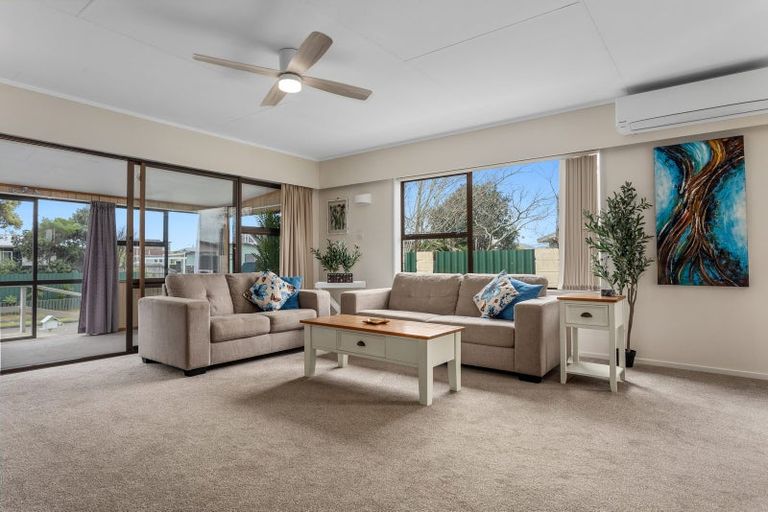 Photo of property in 5 Alpha Avenue, Coastlands, Whakatane, 3120