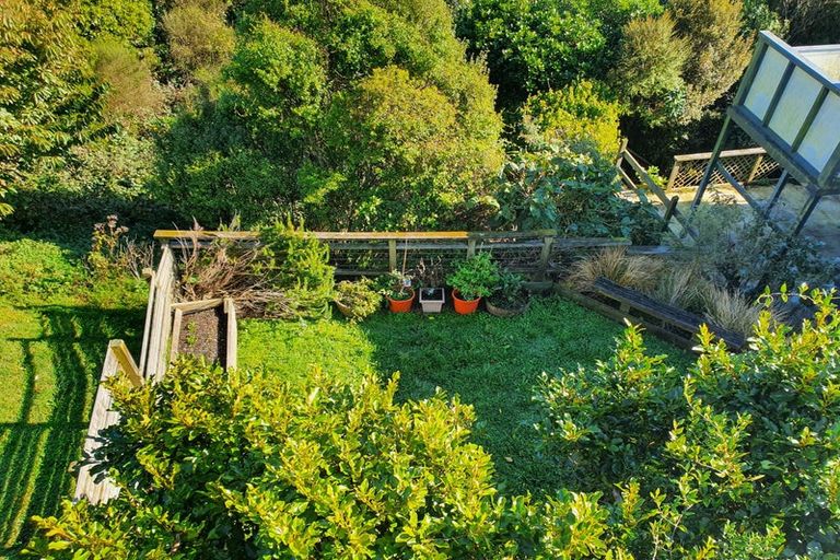 Photo of property in 100e Karepa Street, Brooklyn, Wellington, 6021