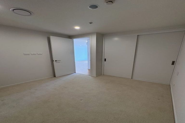 Photo of property in 402/32 Anzac Road, Browns Bay, Auckland, 0630