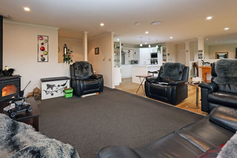 Photo of property in 6 Essex Street, Weston, Oamaru, 9401
