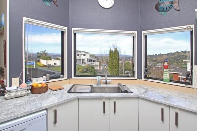 Photo of property in 26 Cumberland Rise, Taradale, Napier, 4112