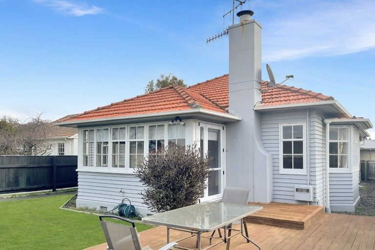 Photo of property in 37 Nuffield Avenue, Marewa, Napier, 4110