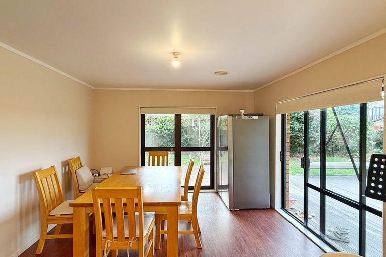 Photo of property in 20 Reynard Terrace, Conifer Grove, Takanini, 2112
