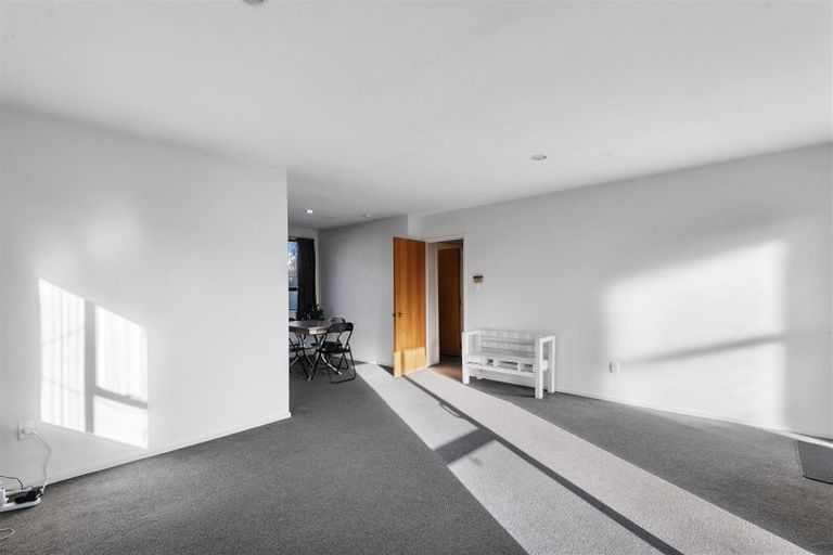 Photo of property in 122 Tilford Street, Woolston, Christchurch, 8062