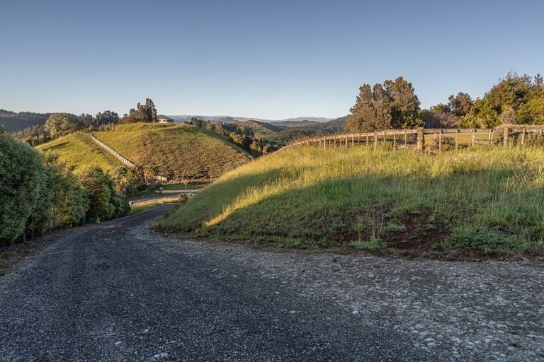 Photo of property in 25 Manuka Drive, Whangamata, 3691