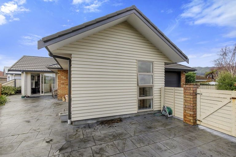 Photo of property in 2 Cataldo Mews, Avalon, Lower Hutt, 5011