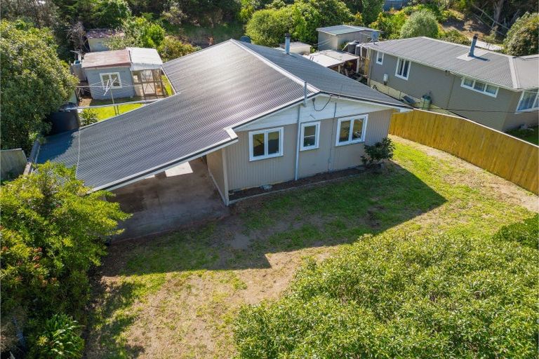 Photo of property in 13 Dixie Street, Te Horo Beach, Otaki, 5581