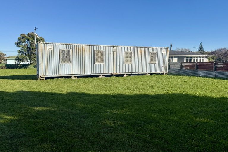 Photo of property in 18 Riemenschneider Street, Manaia, 4612