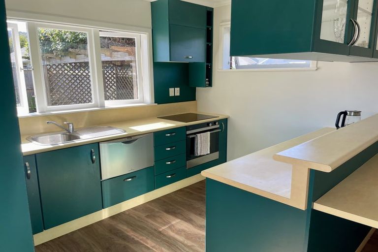 Photo of property in 1093 Fergusson Drive, Clouston Park, Upper Hutt, 5018