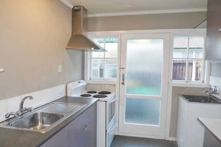 Photo of property in 4/990 Colombo Street, St Albans, Christchurch, 8014