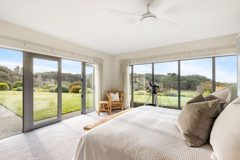 Photo of property in 37 Lopdell Lane, Eskdale, Napier, 4182