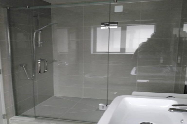 Photo of property in 9 Bushpark Place, Flat Bush, Auckland, 2016