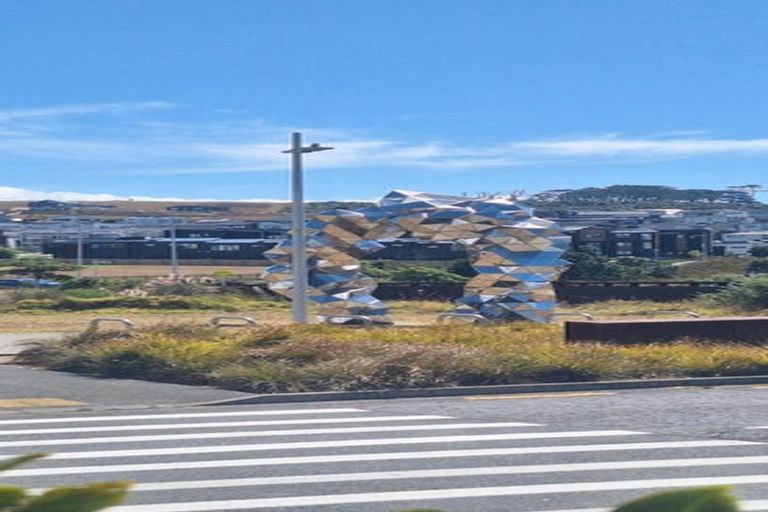 Photo of property in 18 Timu Road, Long Bay, Auckland, 0630