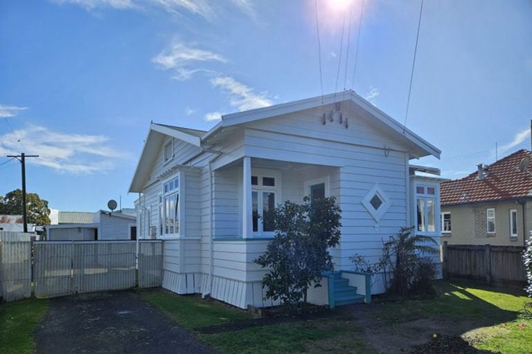 Photo of property in 4 Grandview Road, Nawton, Hamilton, 3200