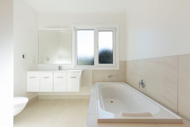 Photo of property in 24a Beauchamp Street, Karori, Wellington, 6012